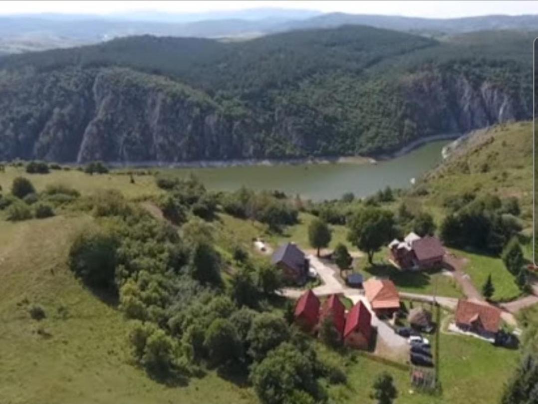 Drveni Raj Uvac Apartamento Sjenica Exterior foto