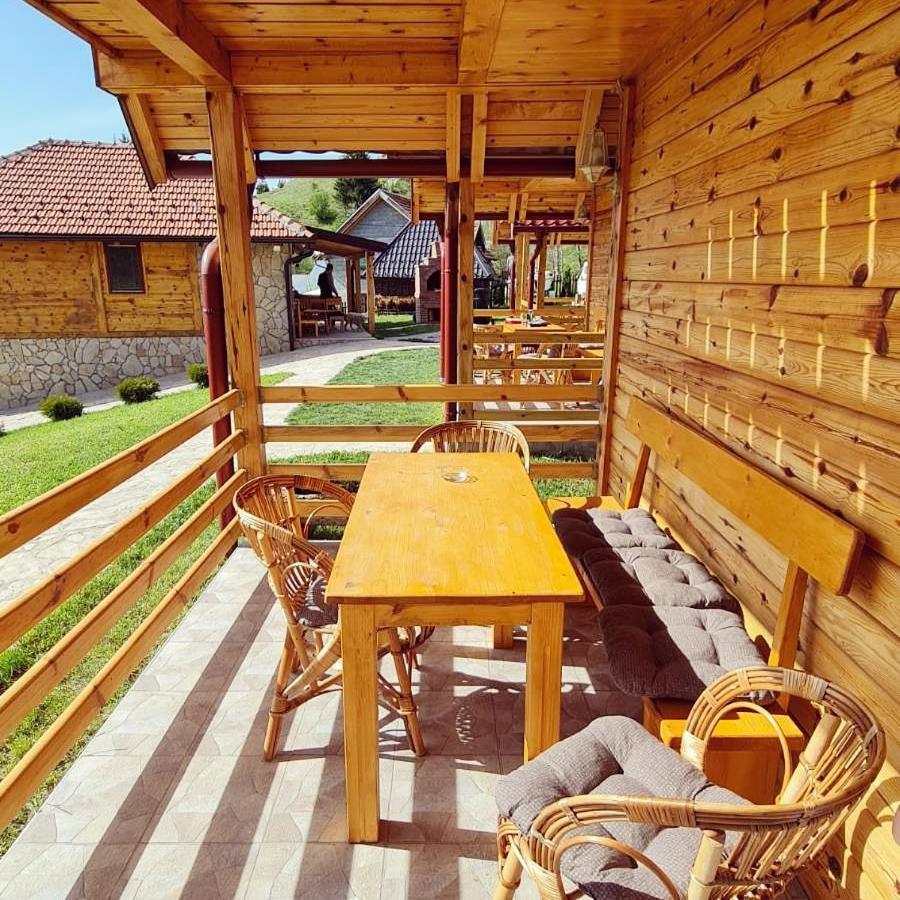 Drveni Raj Uvac Apartamento Sjenica Exterior foto