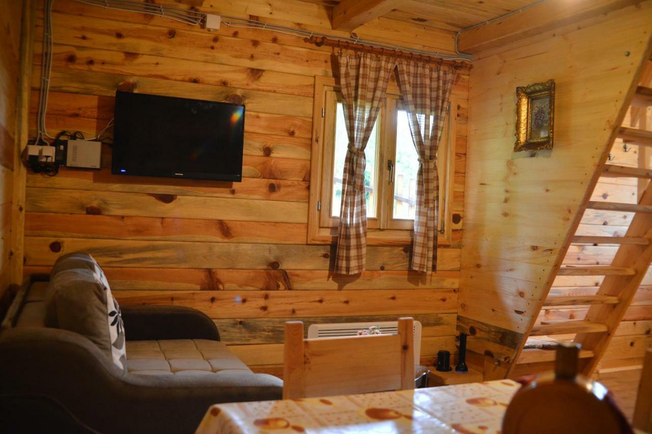 Drveni Raj Uvac Apartamento Sjenica Exterior foto
