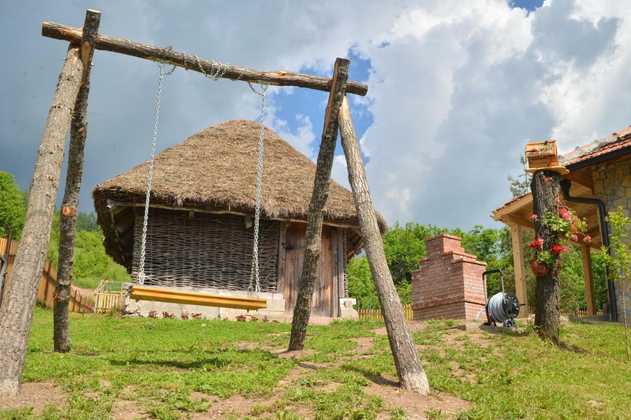 Drveni Raj Uvac Apartamento Sjenica Exterior foto